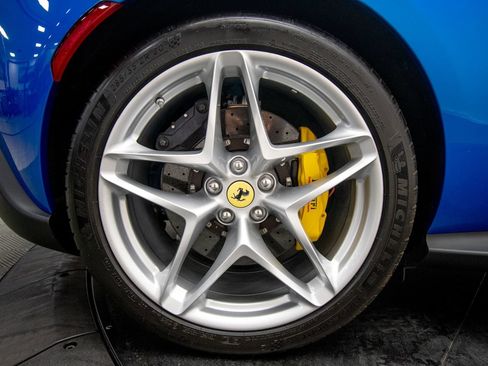 Used 2026 Ferrari Roma Spider RWD image 51