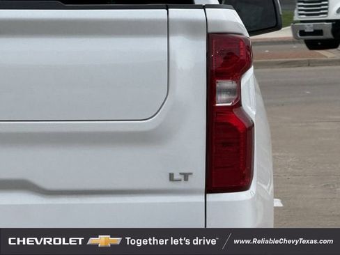 Used 2025 Chevrolet Silverado 1500 LT AWD/4WD image 8