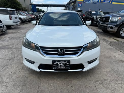 Used 2013 Honda Accord Sport image 2