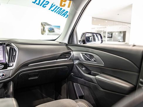 Used 2019 Chevrolet Traverse LT w/ LPO, Floor Liner Package image 39