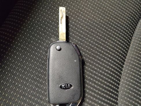 Used 2021 Kia Forte LXS FWD image 32