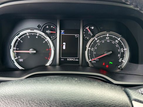 Used 2022 Toyota 4Runner Limited RWD image 38