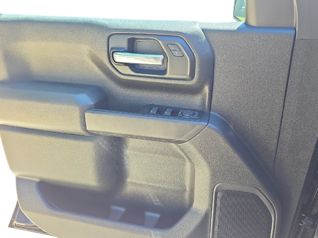 Used 2023 Chevrolet Silverado 1500 Custom RWD image 27