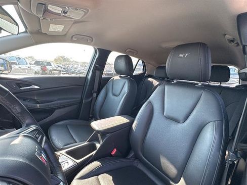 Used 2024 Buick Encore GX Sport Touring w/ Comfort Package FWD image 13