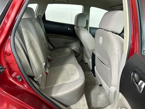 Used 2012 Nissan Rogue S image 32