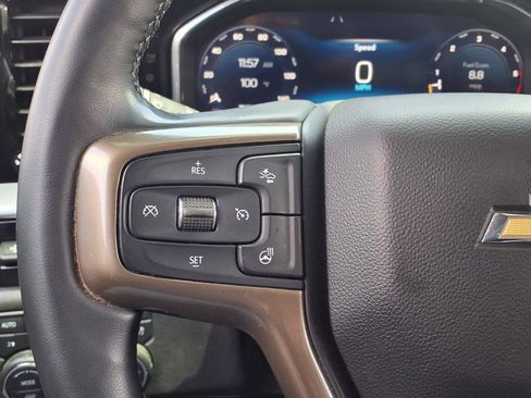 Used 2024 Chevrolet Silverado 2500 High Country w/ High Country Premium Package AWD/4WD image 24