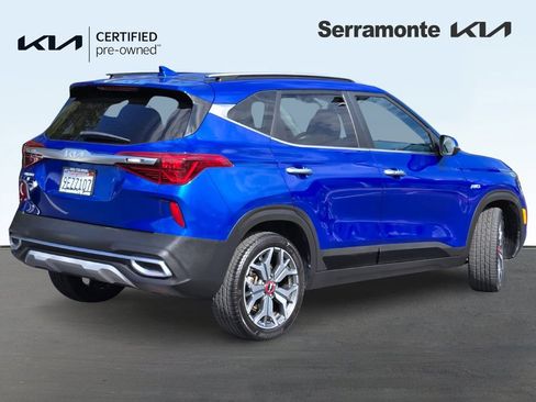 Certified 2022 Kia Seltos SX w/ Sunroof Package AWD/4WD image 4