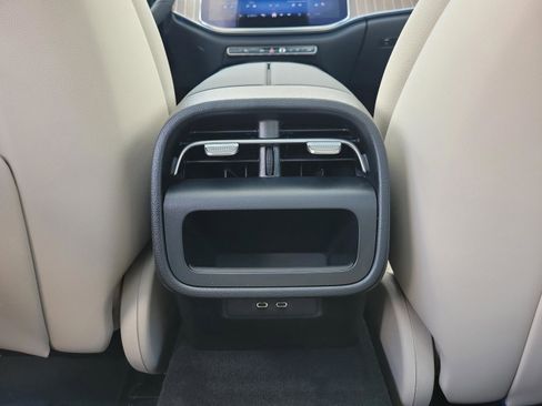 Certified 2026 Mercedes-Benz E 350 Sedan image 13