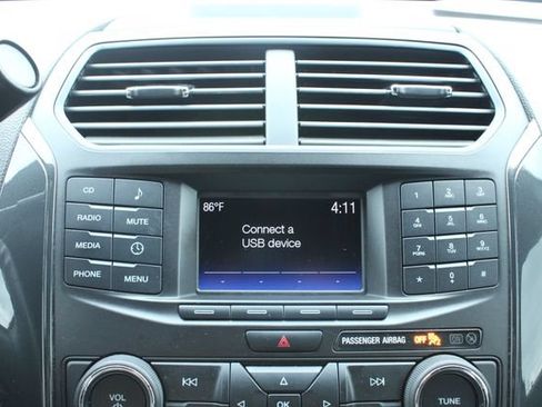 Used 2018 Ford Explorer 4WD Police Interceptor image 18