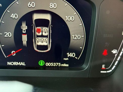 Certified 2025 Acura ADX A-Spec image 19