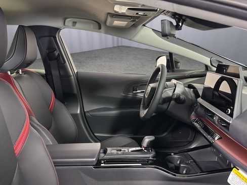 New 2026 Toyota Prius Plug-In Hybrid image 31