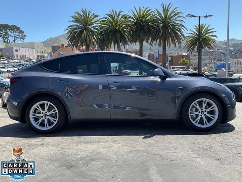 Used 2020 Tesla Model Y Long Range AWD/4WD image 3