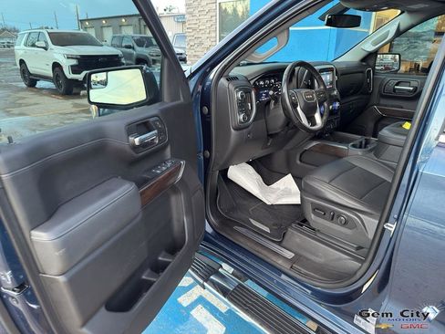 Used 2021 GMC Sierra 1500 SLT w/ SLT Premium Package image 15
