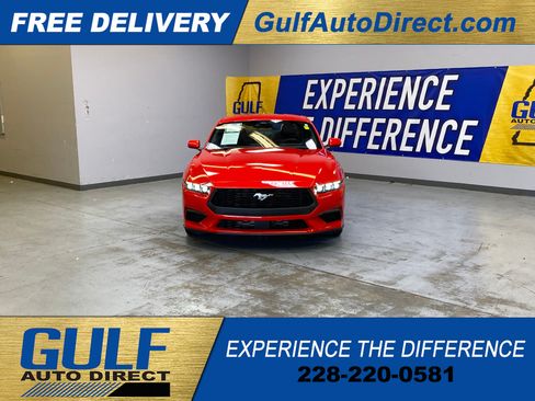 Used 2026 Ford Mustang Premium RWD image 3