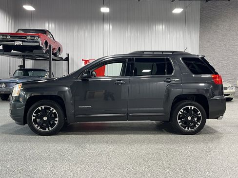 Certified 2017 GMC Terrain SLE w/ Nightfall Package FWD image 2