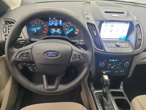 Used 2017 Ford Escape SE w/ Equipment Group 201A image 22