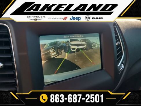 Used 2020 Jeep Compass Latitude FWD image 22