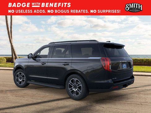 New 2025 Ford Expedition Active image 5