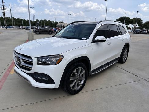 Used 2021 Mercedes-Benz GLS 450 4MATIC image 4