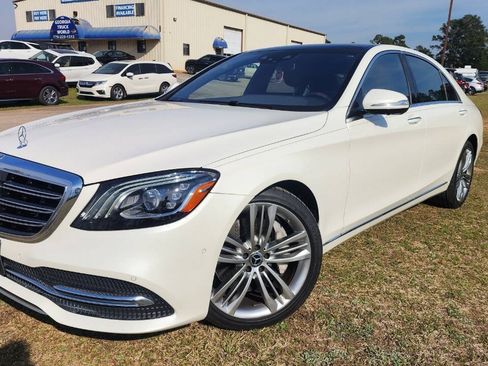 Used 2018 Mercedes-Benz S 560 Sedan image 3