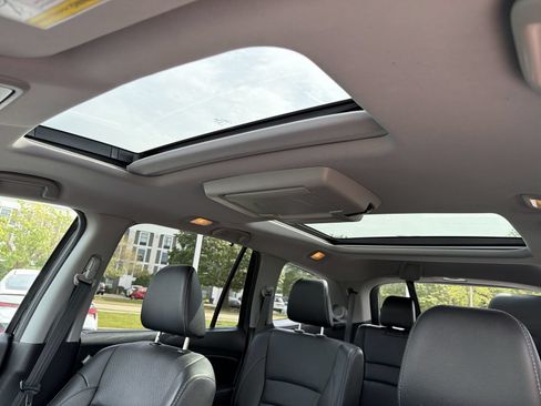 Used 2019 Honda Pilot Elite image 21
