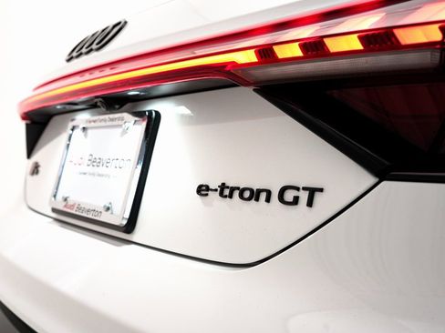 New 2026 Audi S e-tron GT Premium Plus AWD/4WD image 28