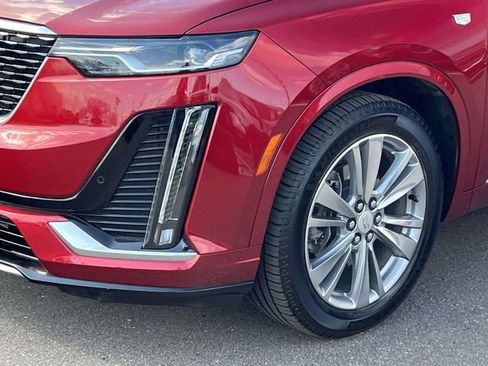 Certified 2023 Cadillac XT6 Premium Luxury image 8