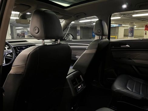 Used 2022 Volkswagen Atlas SEL Premium image 24