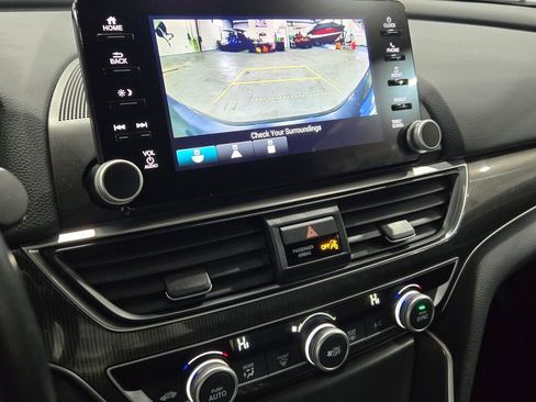 Used 2019 Honda Accord Sport image 27
