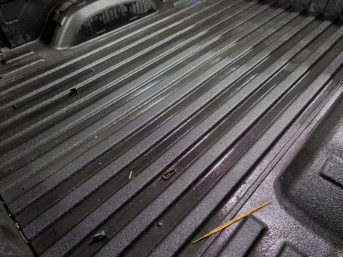 Used 2024 GMC Sierra 2500 Denali Ultimate AWD/4WD image 8