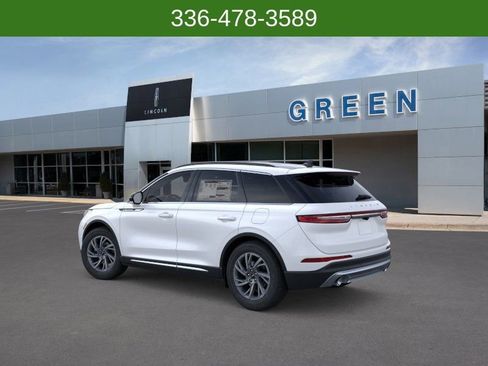 New 2026 Lincoln Corsair Premiere image 4