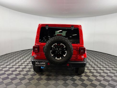 Used 2024 Jeep Wrangler Unlimited Rubicon 4xe AWD/4WD image 8