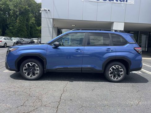 New 2026 Subaru Forester Premium AWD/4WD image 2