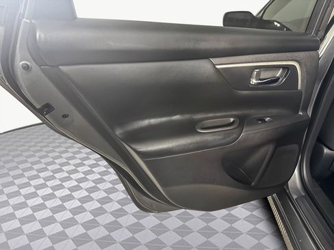 Used 2018 Nissan Altima 2.5 SR image 26