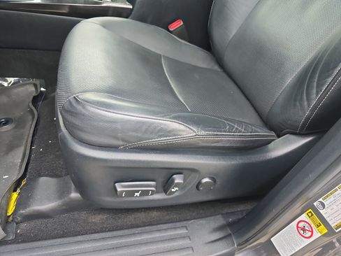 Used 2019 Toyota 4Runner Limited image 34