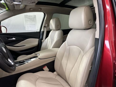 Used 2017 Buick Envision Essence image 10