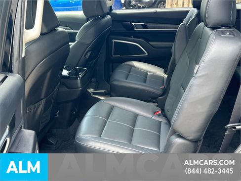 Used 2023 Kia Telluride EX w/ EX Captain's Chair Package FWD image 24