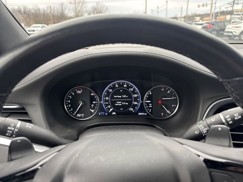 Used 2023 Buick Enclave Avenir image 21