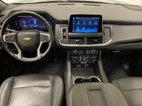 Used 2022 Chevrolet Suburban LT AWD/4WD image 23
