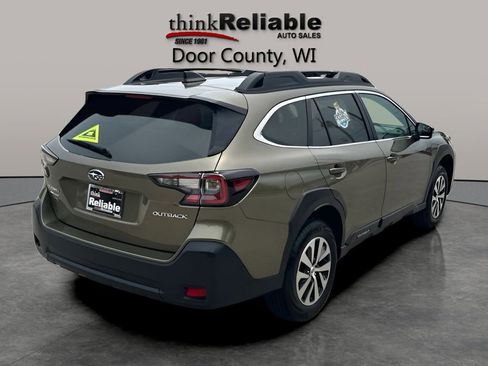 Used 2025 Subaru Outback Premium AWD/4WD image 5