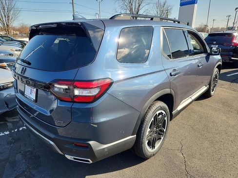 New 2026 Honda Pilot Touring image 6