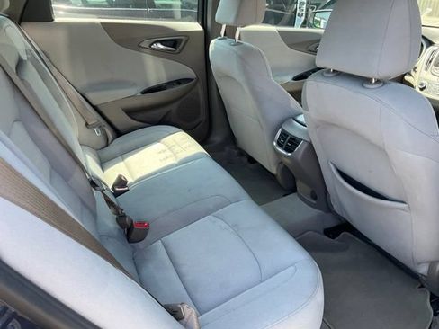 Used 2025 Chevrolet Malibu LT FWD image 8