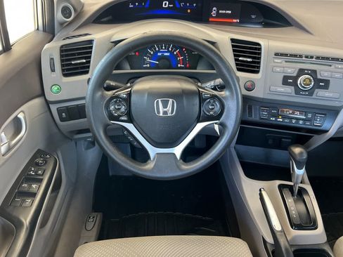 Used 2012 Honda Civic Hybrid Sedan image 15