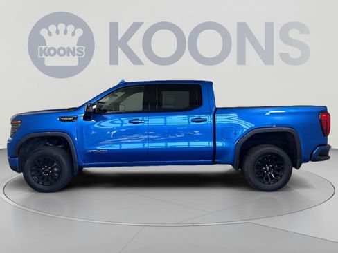 Used 2023 GMC Sierra 1500 AT4X AWD/4WD image 2