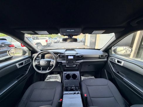 Used 2023 Ford Explorer 4WD Police Interceptor image 12
