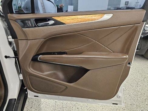 Used 2015 Lincoln MKC AWD w/ Equipment Group 102A Reserve image 27