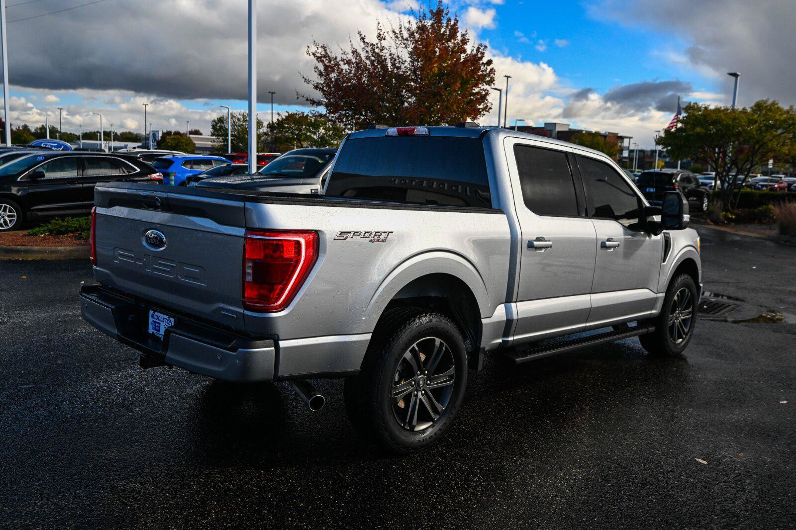 Used 2022 Ford F150 XLT w/ Equipment Group 302A High AWD/4WD image 5