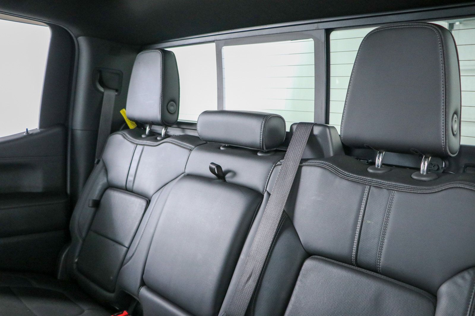 Used 2020 Chevrolet Silverado 1500 High Country AWD/4WD image 28