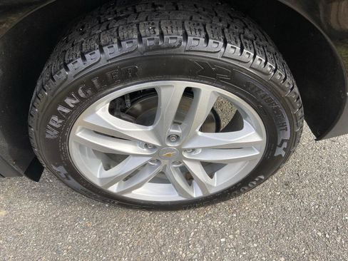 Used 2020 Chevrolet Equinox Premier image 10