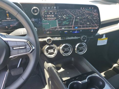 Used 2026 Chevrolet Blazer EV LT w/ Midnight/Sport Edition FWD image 24